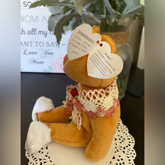 🌸 “GRAMS” RETIRED INTERNET EXCLUSIVE  TY BEANIE BABY BEAR. DATED 2005! MWMT! - Picture 2 of 6
